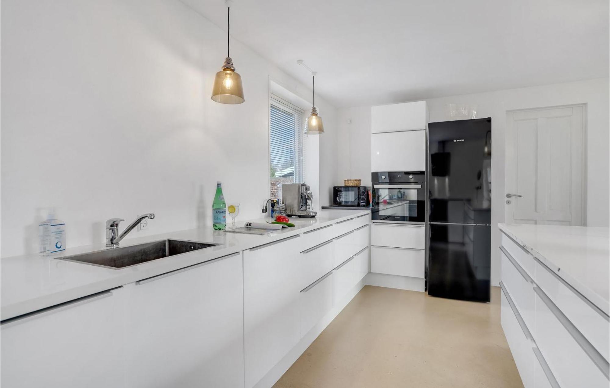 Gorgeous Home In Sunds With Kitchen Exteriör bild