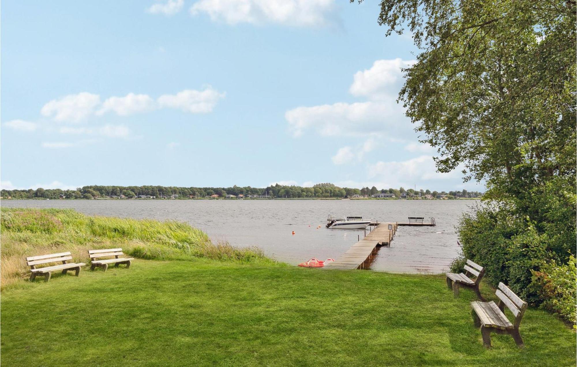 Gorgeous Home In Sunds With Kitchen Exteriör bild
