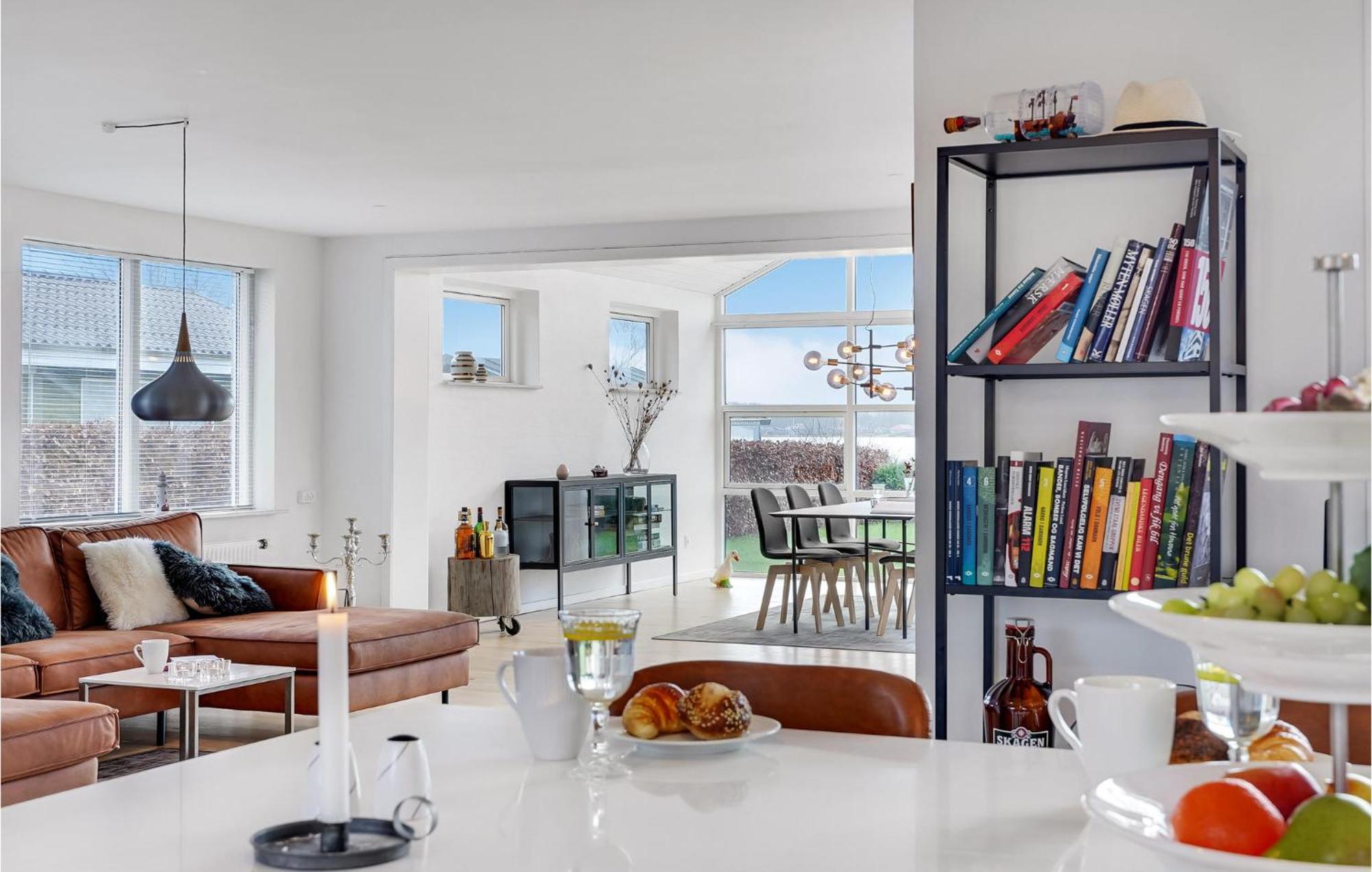 Gorgeous Home In Sunds With Kitchen Exteriör bild